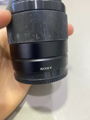 Lente Sony 28mm 2.0