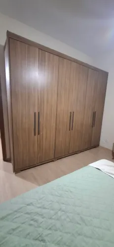 Guarda roupa de casal, entrego
