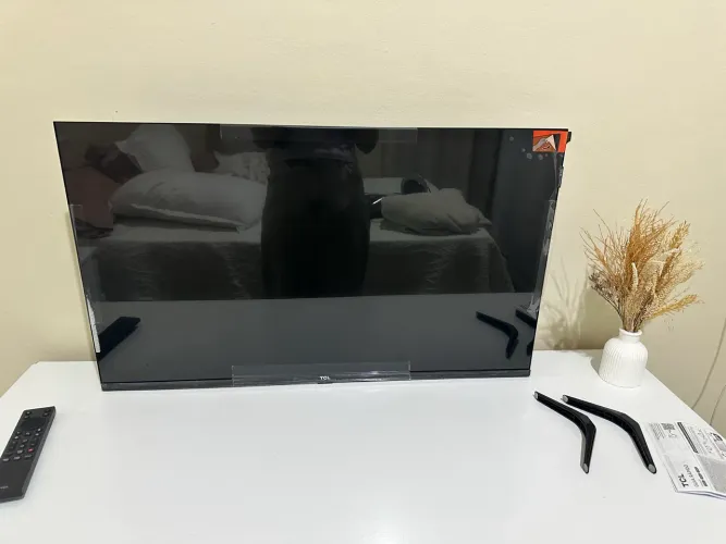 Vendo TV TCL 32 polegadas, usada poucas vezes