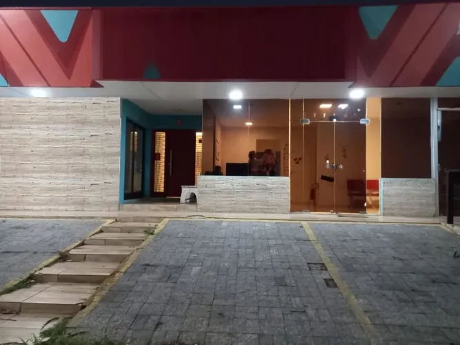 Ponto Comercial - Jardim Esplanada - 450m² - 370m2 construídos - frente avenida!