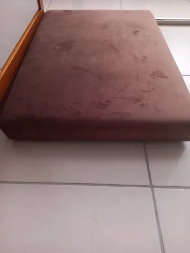 Cama pet elevada para cães e gatos antiderrapante 