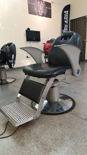 Cadeira de Barbeiro Ferrante hidráulica reclinável barbearia salão 