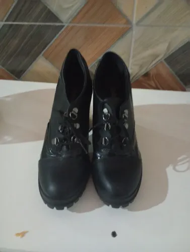 Bota cano alto ,Dacota novo 