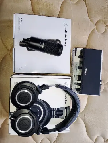 Kit Placa de Áudio + Fone de estúdio + Microfone condensador