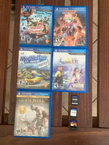 Jogos PSVita valores e informações na descrição (envio OLX pay)