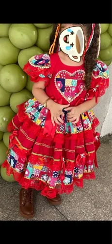 Vestido de quadrinha infantil 