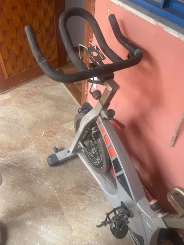 bicicleta ergometrica/spinner super nova, athletic