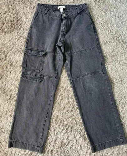 Calça Jeans Cargo Preta - Forever 21