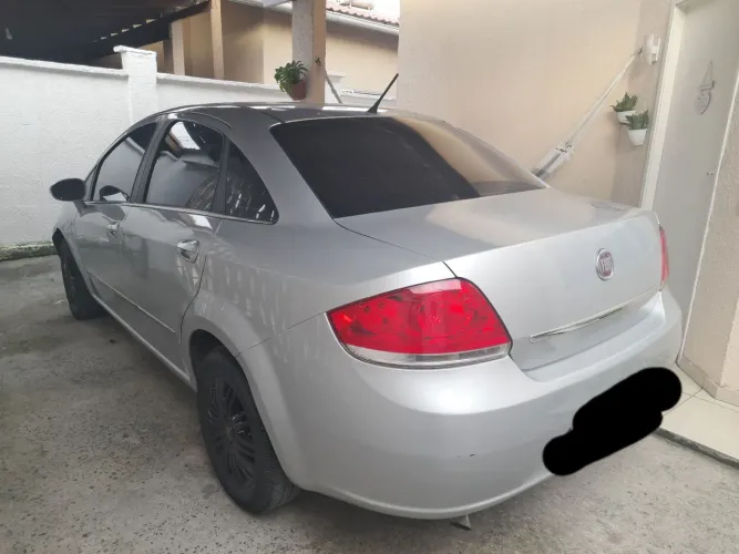 Fiat Linea LX 1.9/ 1.8 Flex 16V 4P 2010