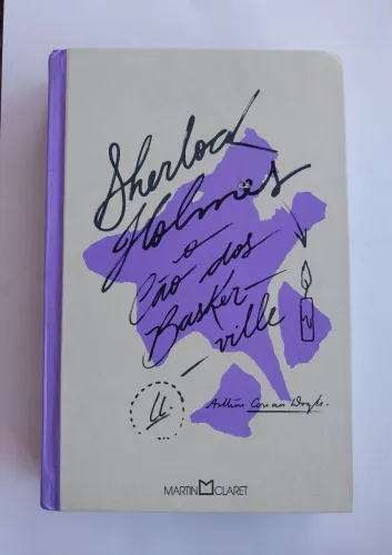 Sherlok holmes o cão dos basker ville (a um pequeno rasgo na capa fora isso está bom)