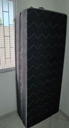 COLCHÃO SOLTEIRO ORTOBOM POUCO USO