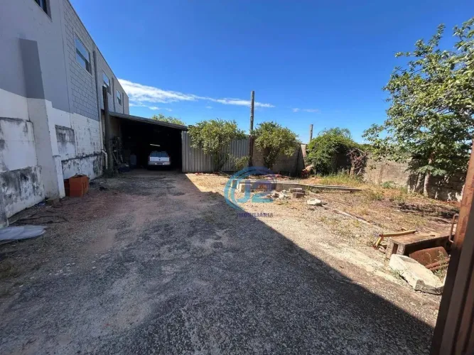Barracão para alugar, 190 m² por R$ 3.000/mês - Parque Residencial Pedra Branca - Santo An