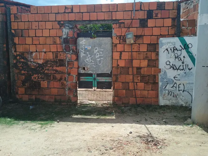 Vendo uma casa no Genibau