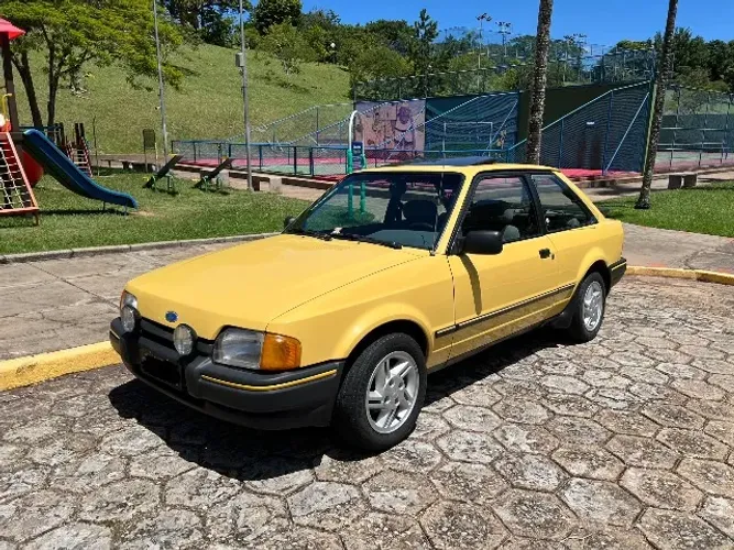 Ford Escort XR3 1.8 / 1.6 Beneton/form./laser 1988