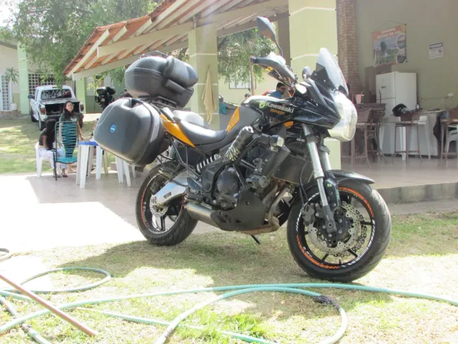 Vende uma versys 650