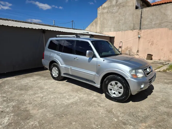 Mitsubishi Pajero Full GLS/gls/pkhpe 3.2 Dies.ti 5P 2004