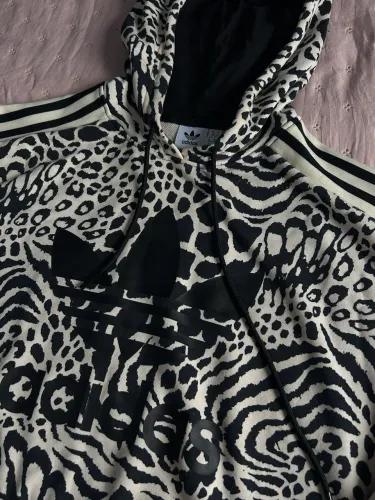 Blusão adidas tamanho P