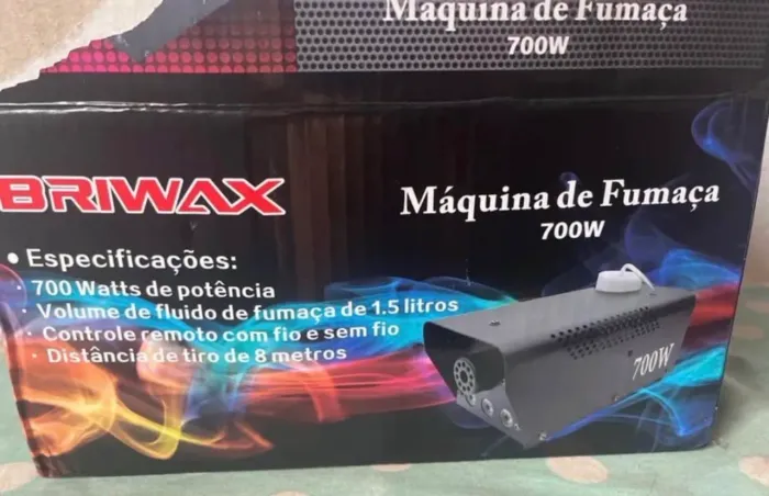 Vende-se máquina de fumaça BRIWAX 700w