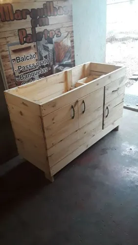 Armário sob medida de cozinha