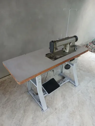 Maquina de costura RETA SIMPLES