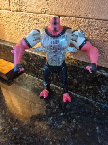 BONECO QUATRO BRAÇOS BEN 10 COLEÇÃO DNA ALIEN HEROES BANDAI ORIGINAL