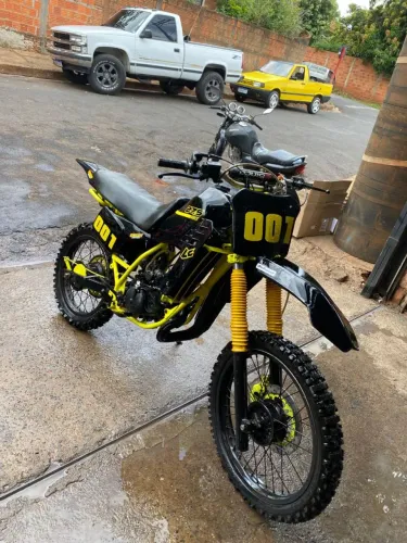 Moto de trilha