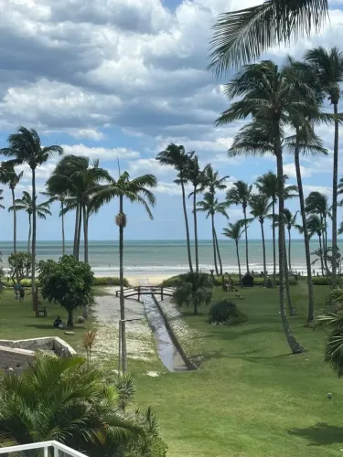 Pé na areia com vista pro mar - Riviera de São Lourenço