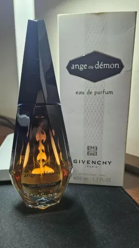 Perfume Givenchy Ange ou Démon EDP 50 ml ? Original e Novo
