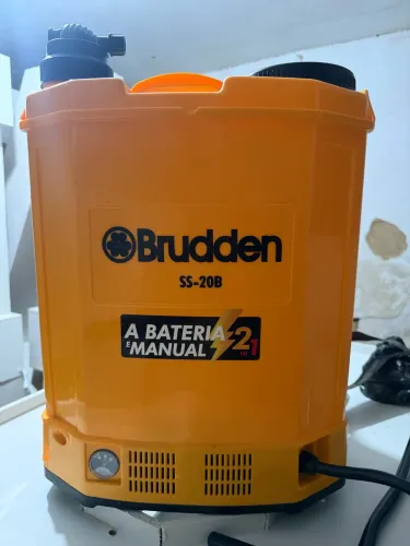 Pulverizador Costal Brudden SS-20B. 