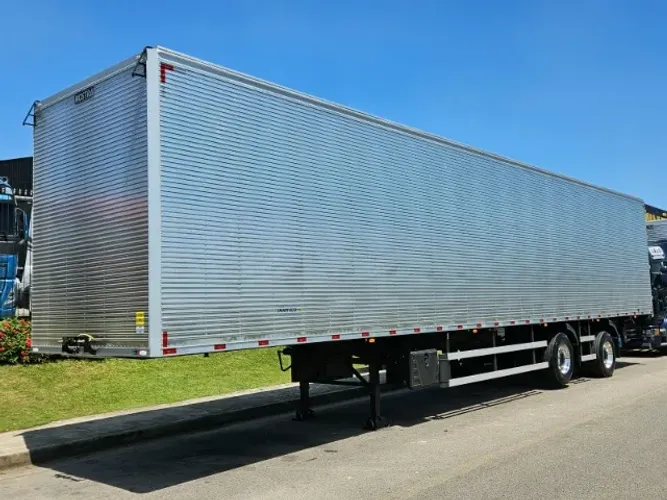 Carreta Baú 2 Eixos Nostra Ano 27 0km Pronta Entrega 30 plt completo - Para cavalo toco