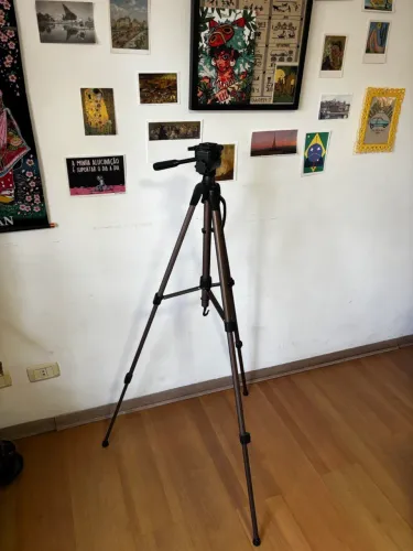 Tripé de câmera