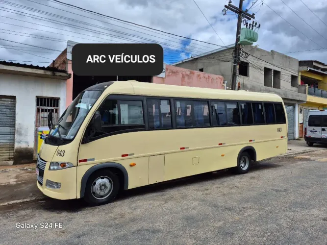 Micro ônibus Vollare W-9 2010/2011