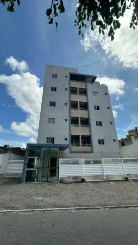 APARTAMENTO PRA ALUGAR COM 02 QTOS NO BANCÁRIOS