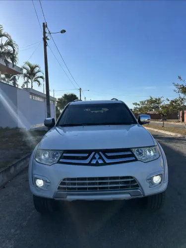 Mitsubishi Pajero Dakar 3.2 4X4 T.i. Dies. 5P Aut. 2015