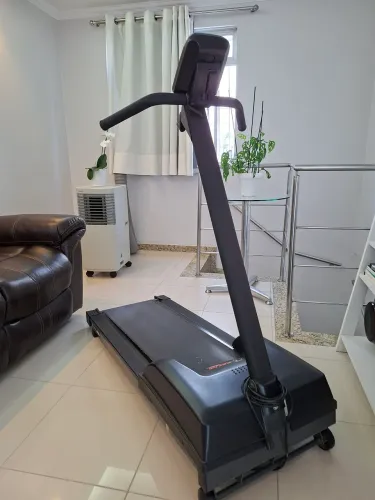 Vendo esteira ergometrica