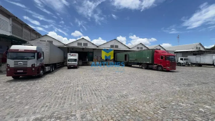 Alugue Galpão em Condomínio próximo da Imbiribeira e Aeroporto, com 1.285m² Doca e Patio