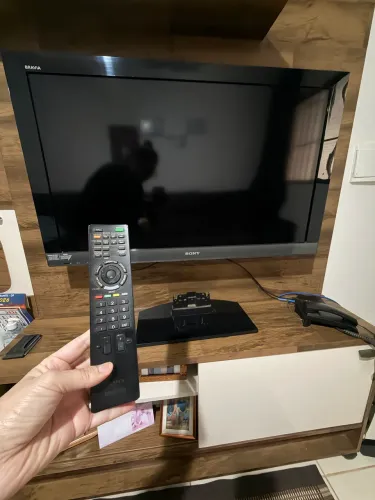 TV Sony LCD (não é smart )42 polegadas usada