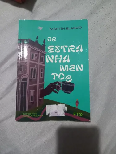 Livro os estranhamentos