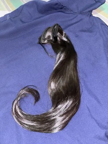 Mega hair humano brasileiro
