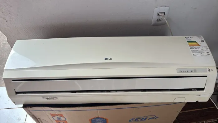 VENDO AR CONDICIONADO 9 MIL BTUS
