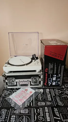 Toca Discos Pionner PLX-500 