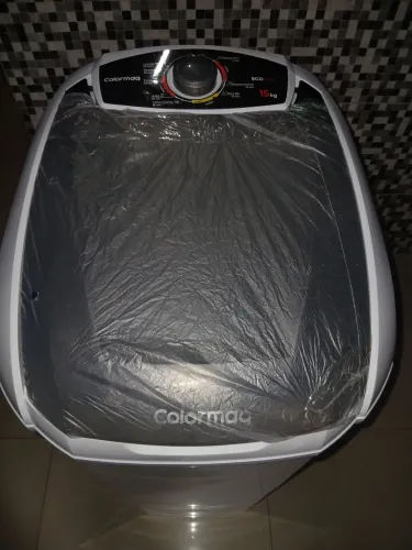 Vendo tanquinho Colormaq de 15 kg OBS entrego dependendo do seu setor