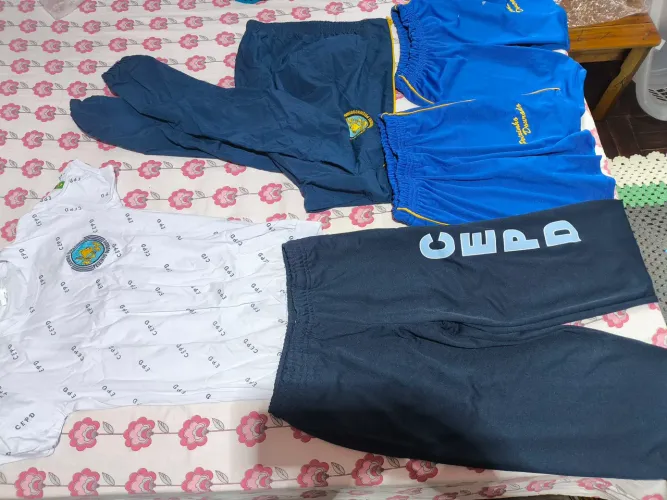 Uniforme de escola peixinho dourado