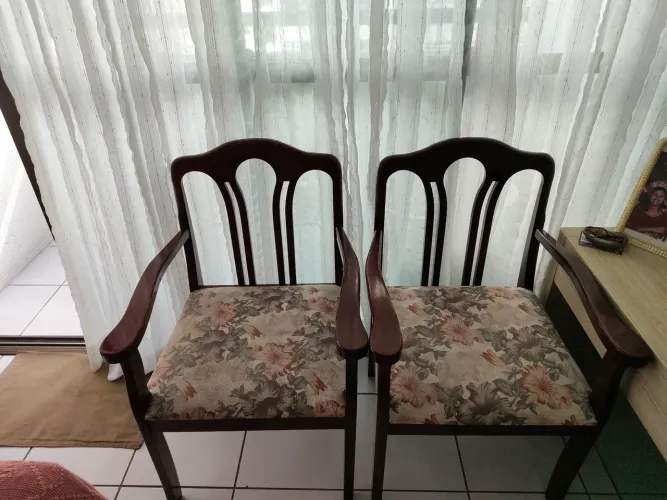 Cadeiras decorativas