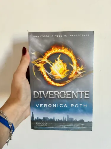 Livros: Trilogia Divergente + Livro extra