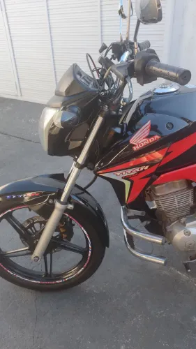 TITAN 150 MODELO 2014