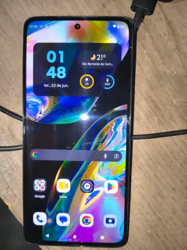 Moto g82