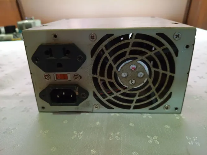 Fonte para PC 480w/120/230 v