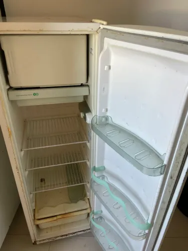Geladeira Consul 280 Litros 220v Funcionando Gelando Bem