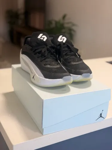 Tênis Jordan Luka 5 N43